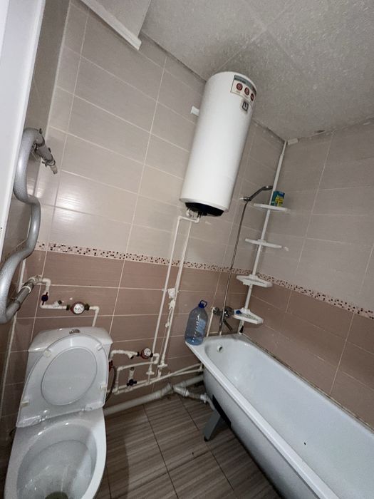 Сдаю 2 комнатный  квартиру