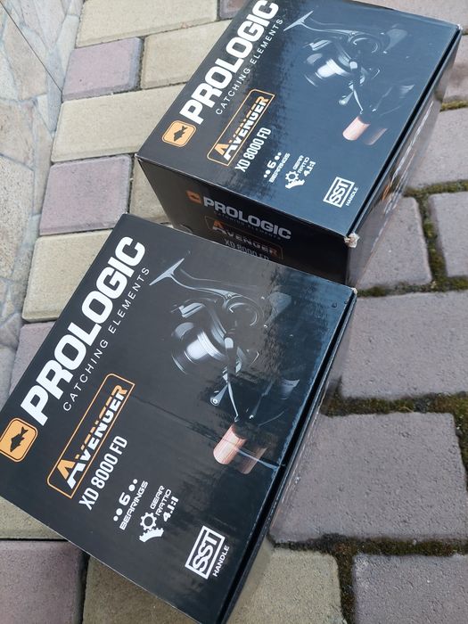 Set crap: 2 lansete caperlan xtrem 9/ 2 mulinete prologic avenger 8000