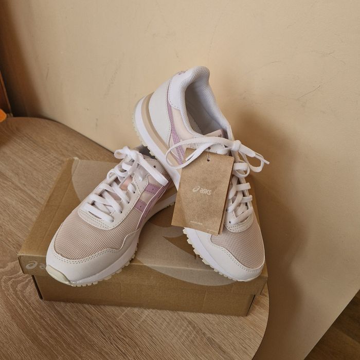 Asics дамски маратонки