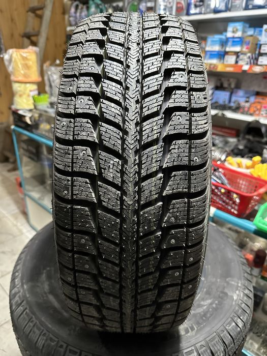 Продам новые зимние импортные автошины.