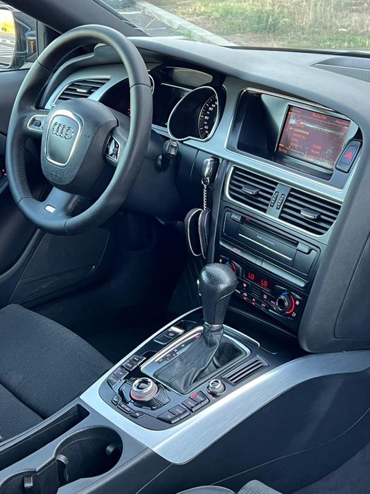 Vand Audi A5 Coupe 2011 SLine 2.0 automata Facelift inmatriculata RO
