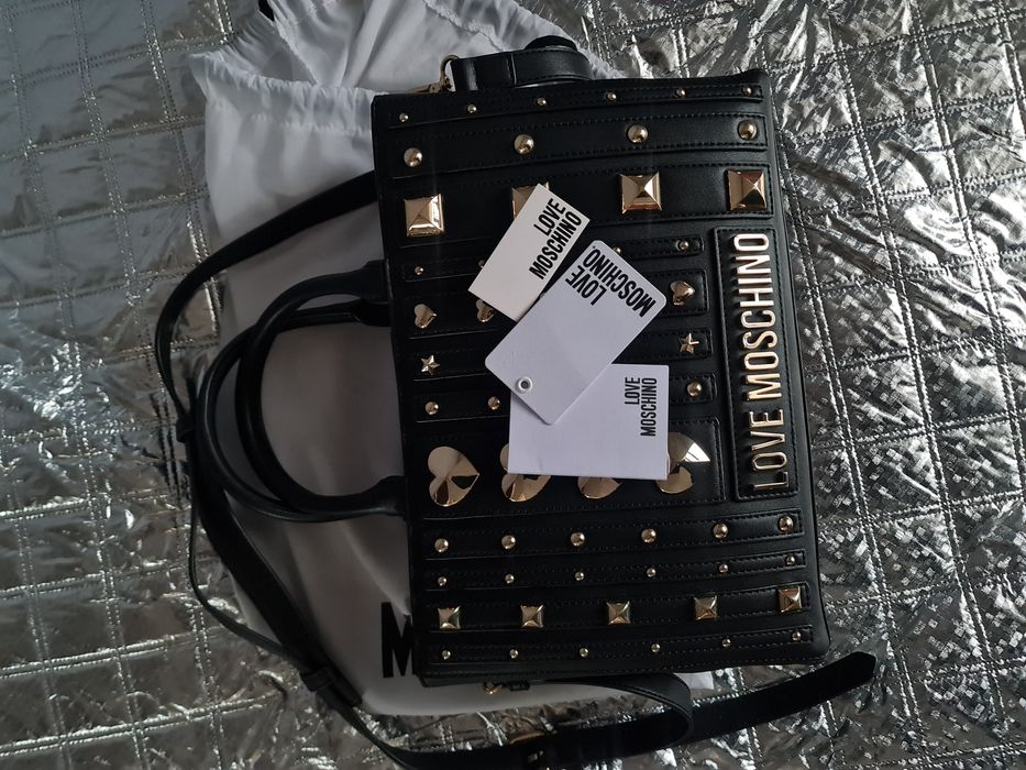 Дамска чанта LOVE MOSCHINO..