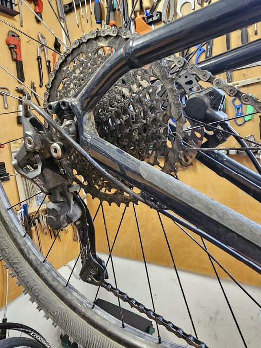 Trek Marlin 6 29" М размер Shimano Deore, Tektro Drag