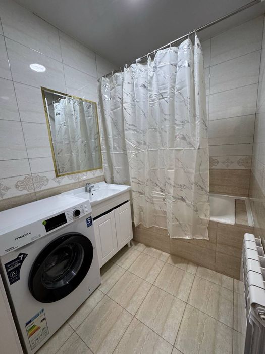 Продается 3 ком. Квартира на 2 этаже площадью 75 кв.м. В Микрорайоне