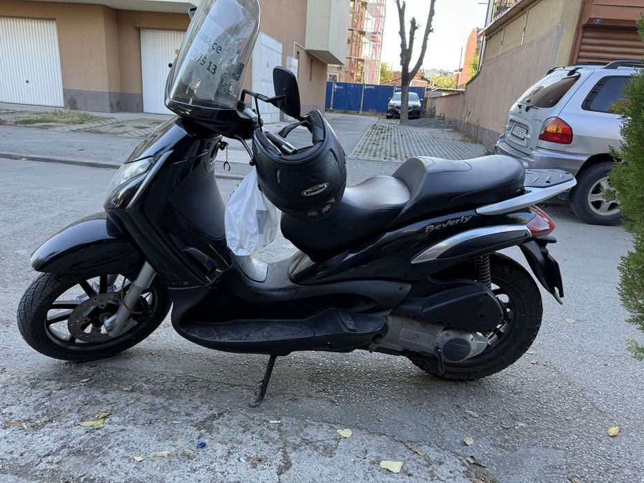 Скутер Piaggio Beverly