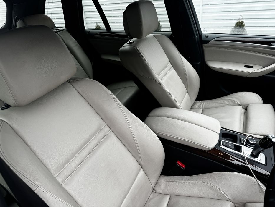 Interior alb 7 locuri bmw x5 x6 e70 e71