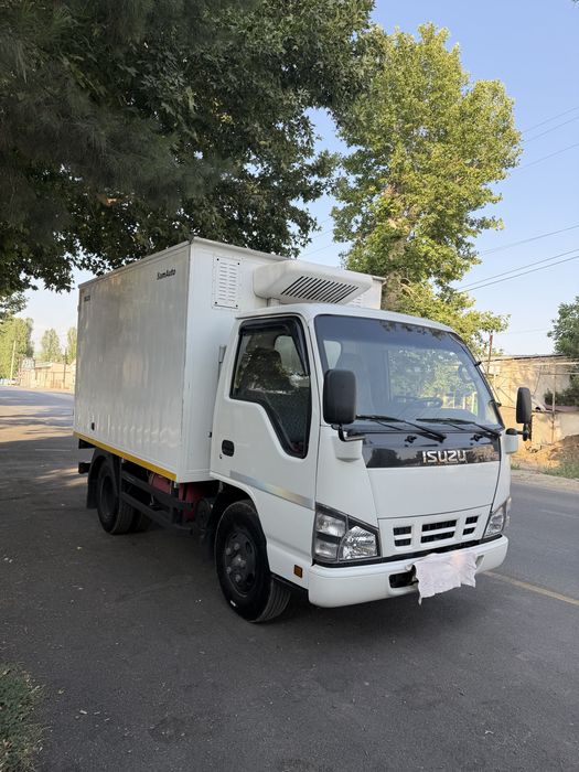 ISUZU NKR55E2 Рефрежератор