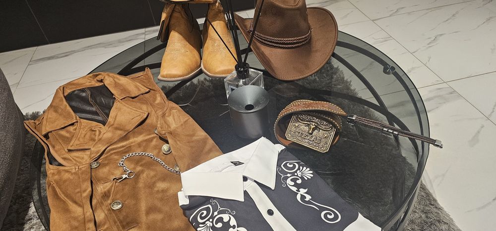 Каубойски дрехи за хелоуин размер S и 41