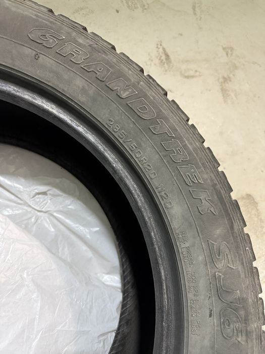 Dunlop Grantrek sj6 285/50/20
