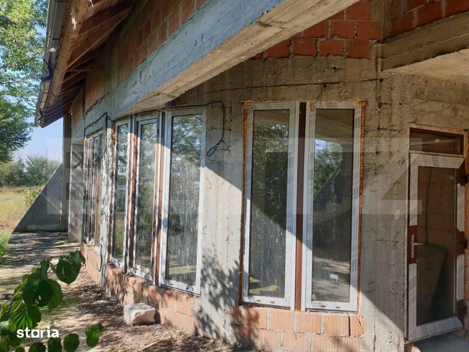 Casa/Vila, 341 mp construiti, teren 1000 mp, Tartasesti