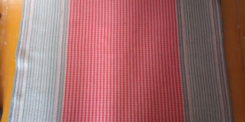 Продам дорожку на пол