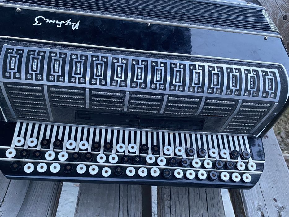 Пролам аккорлион отличное состоянте