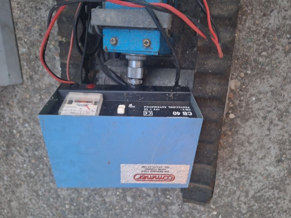 Elevator pentru  persoane dizabilități, stare buna de functionare