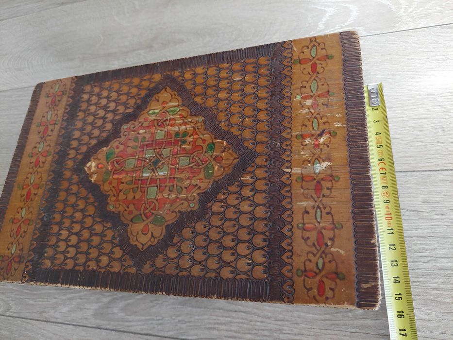 Кутии с народни мотиви