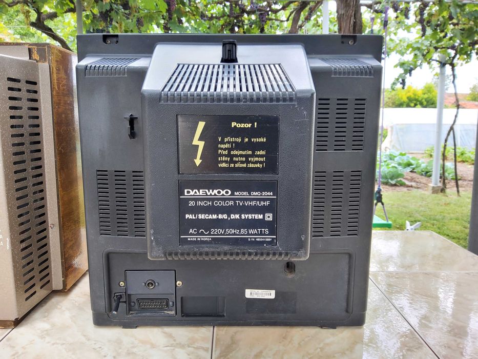 2 телевизора марки Temp и Daewoo 20"