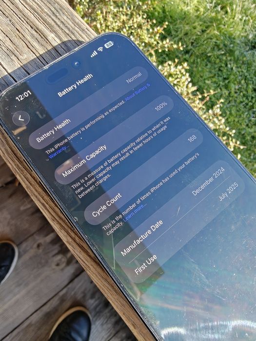 Продавам iPhone 16 Pro Max