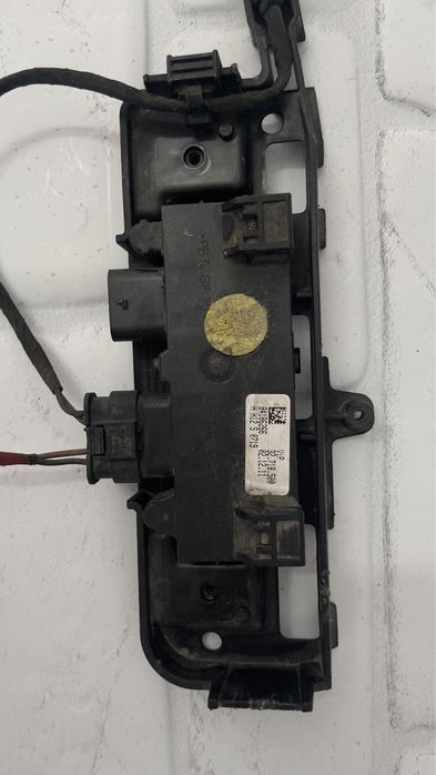 Сензор за багажник AUDI 3AA962243