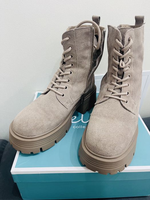 Ботинка новая 39 размер