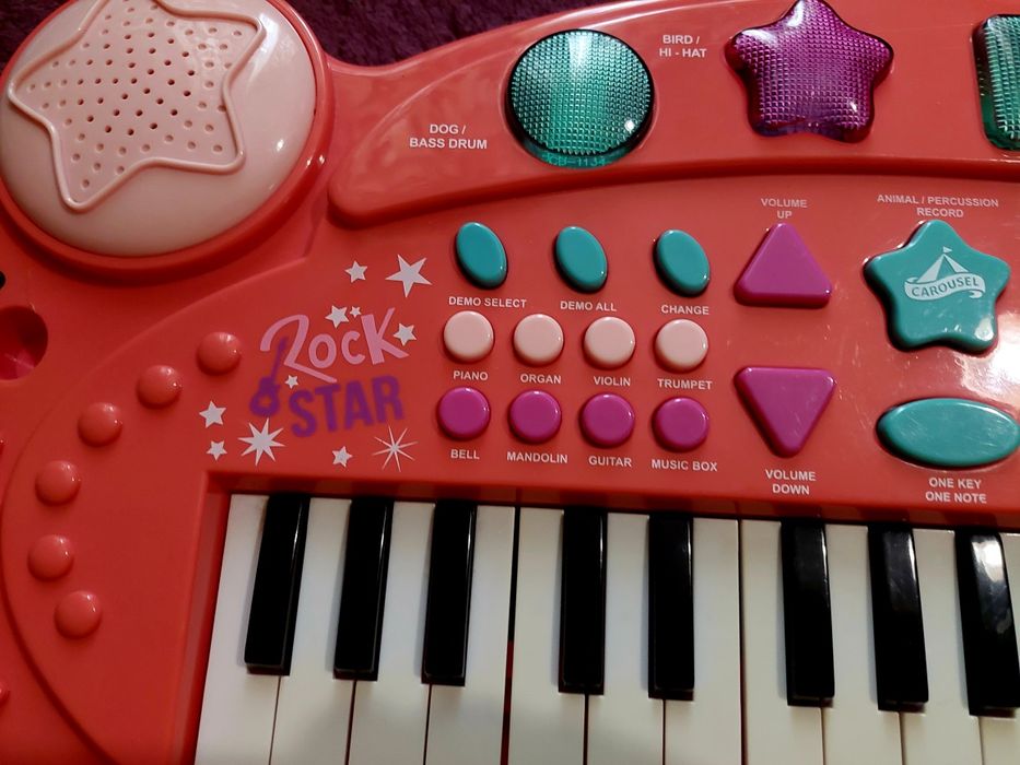 Детски музикален клавир
