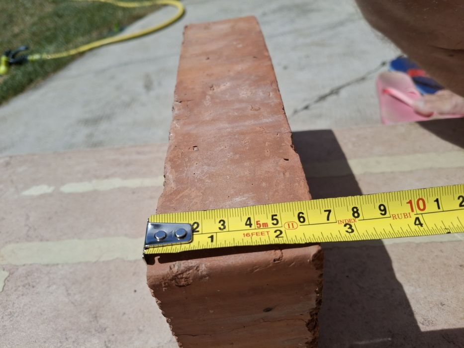 Caramida plina veche