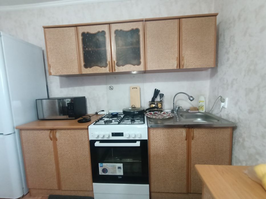 Кухонный гарнитур б/у