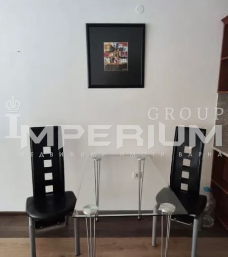 Дава се под наем Двустаен апартамент в Варна, м-т Св. Никола - 70 кв.м за 499.8 € - Снимка #1