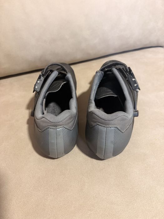 Заглавие: Shimano RP3 – Шосейни обувки (РАЗЛИЧНИ НОМЕРА: 42 и 43)