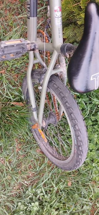 Велосипед BMX зелёный