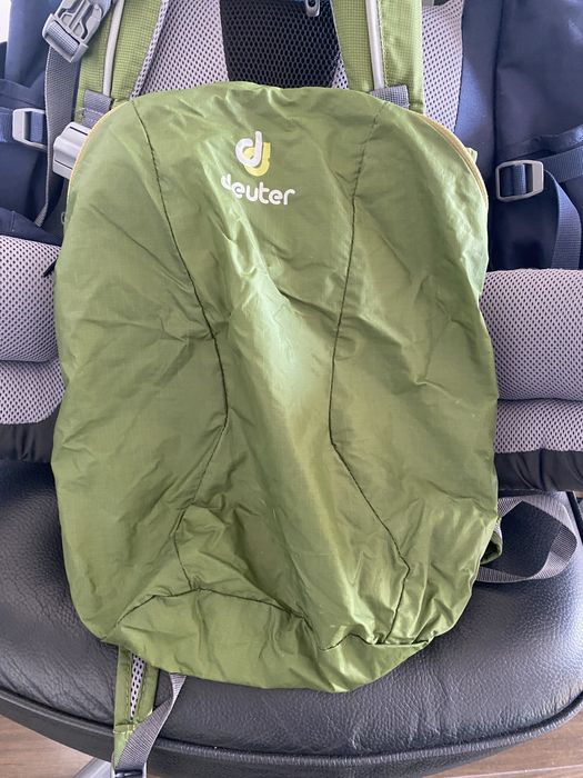 Rucsac Deuter Aircontact pro 70+15 l FOLOSIT INTR-O SINGURA DRUMETIE