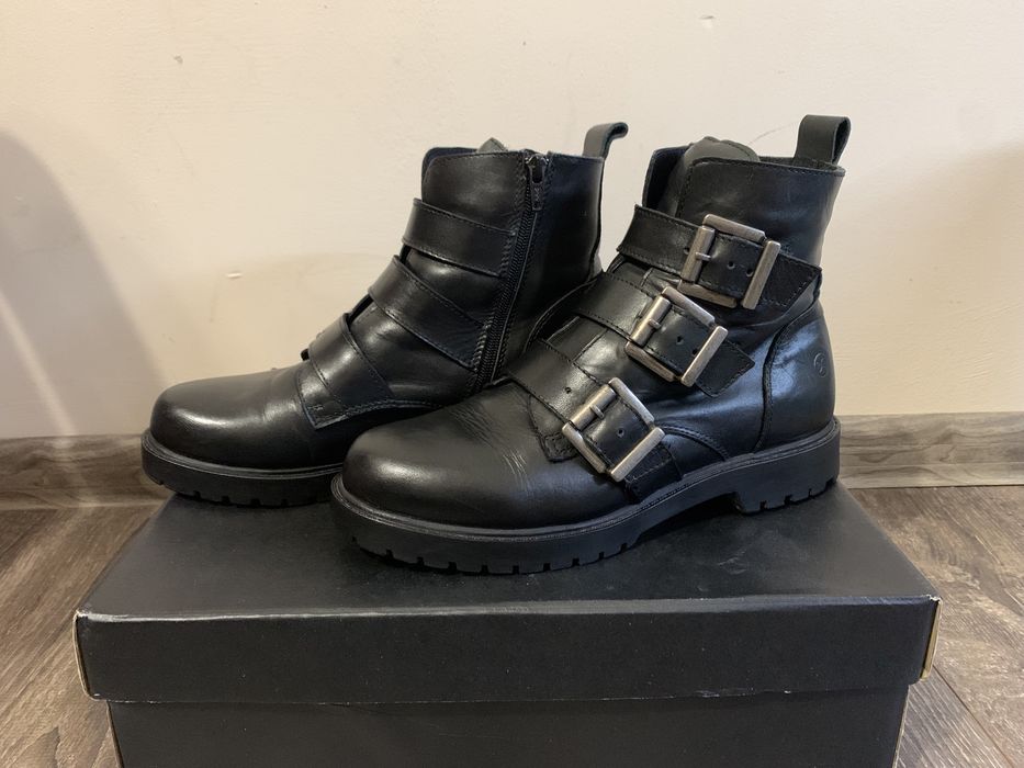 Дамски боти от естествена кожа