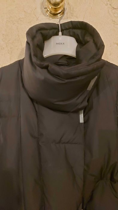 Дамски черен пухен елек, MEXX, 36 рамер