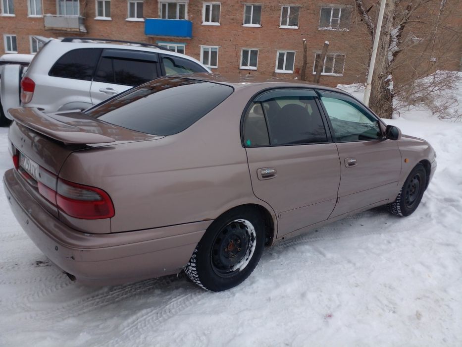 Продам тайота карина е объём 2.0