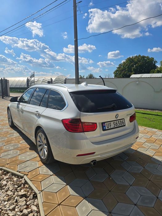 Vând BMW 320 D an 08-10-2012