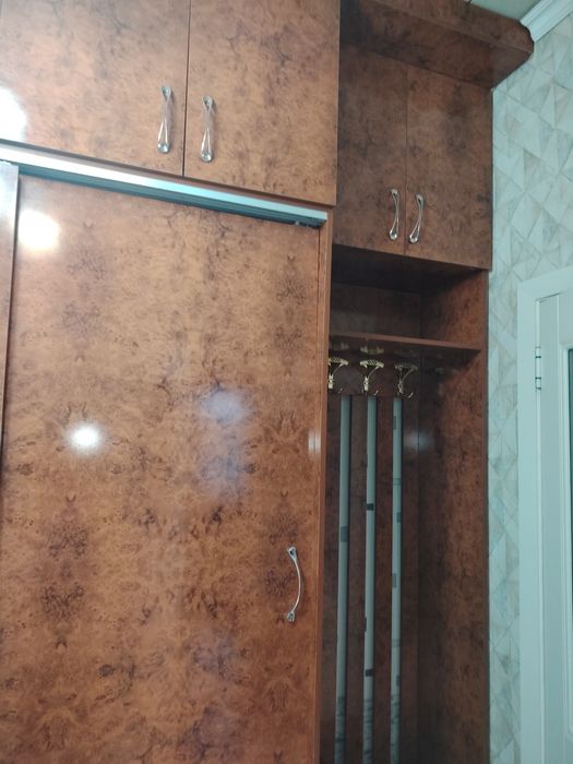 Шкаф для прихожей