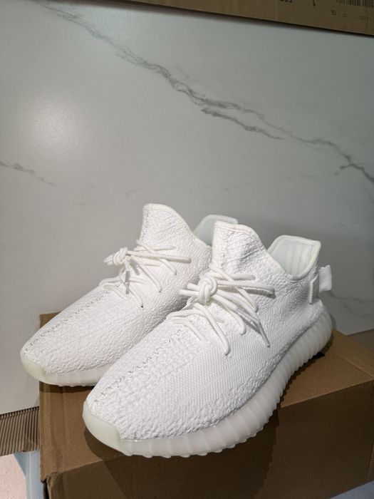 Yeezy 350v2 Bone