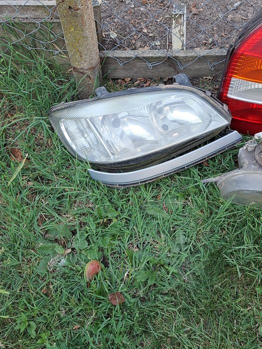 Фарове,стопове и халогени