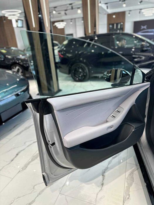 XPENG P7+ 2026 gibrid 1550 km yuradi Rasmiy Kafolat bilan