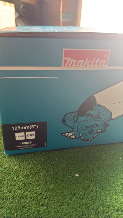 Masina de taiat electric cu disc diamantat Makita 4100KB 230 V | 1400 W | 125 mm
