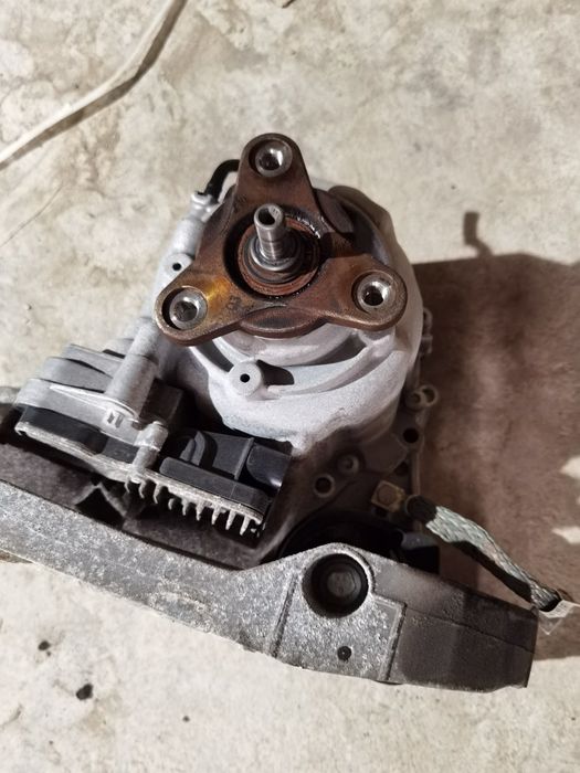 Раздатка за бмв ф10 ф11 феис