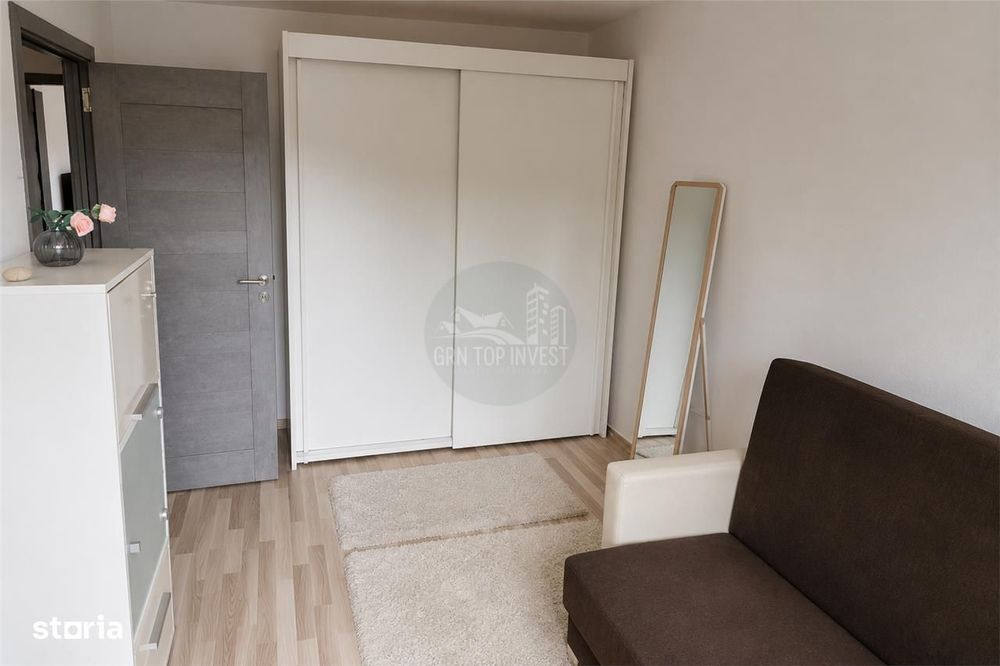 Apartament 2 camere cu balcon zona Cedonia