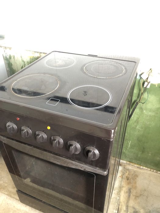 Продам стеклокерамическую плиту