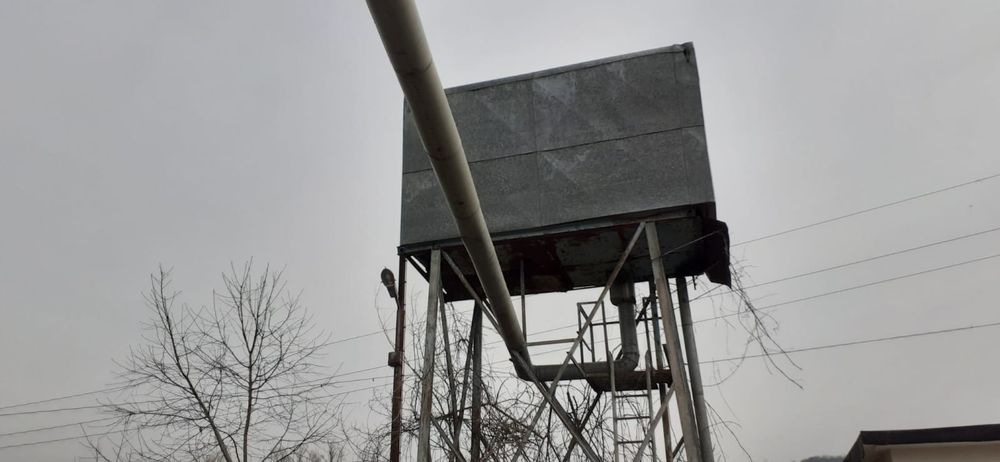 Fermă / hale agricole 4500 mp – teren 20.000 mp – utilități –  asfalt