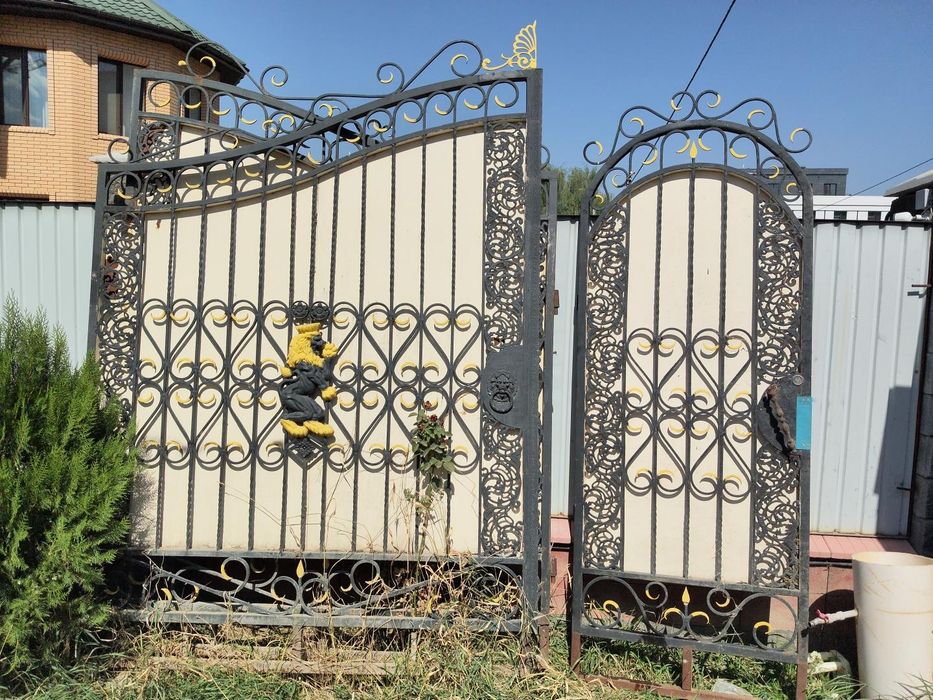 Продаю ворото с узорами
