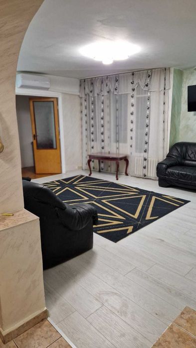 Inchiriez apartament