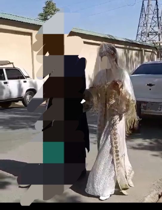 Abaya (dubay gupyur)