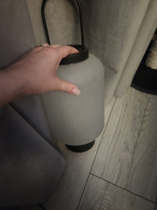 Lampa de interior sau exterior