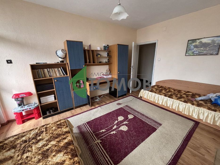 Продава се Тристаен апартамент в Стара Загора, Център - 80 кв.м за 1333 €/кв.м - Снимка #8