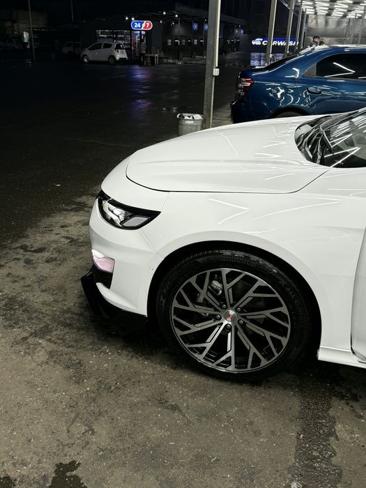 19 diska baloni bilan