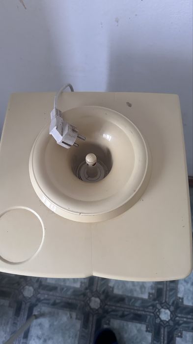 Диспансер для воды