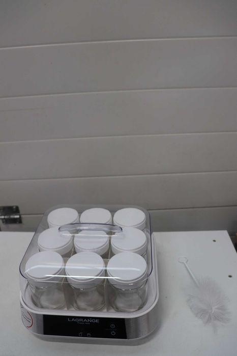 Уред за Кисело Мляко и Йогурт LAGRANGE 459002, 1.5L, 18W